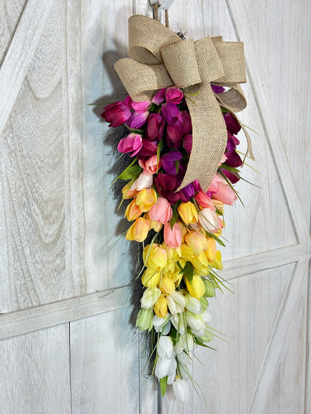 Tulips Teardrop Wreath - Ombre
