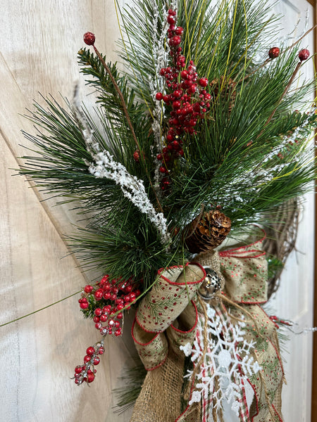 Glitter Berry Winter Wreath