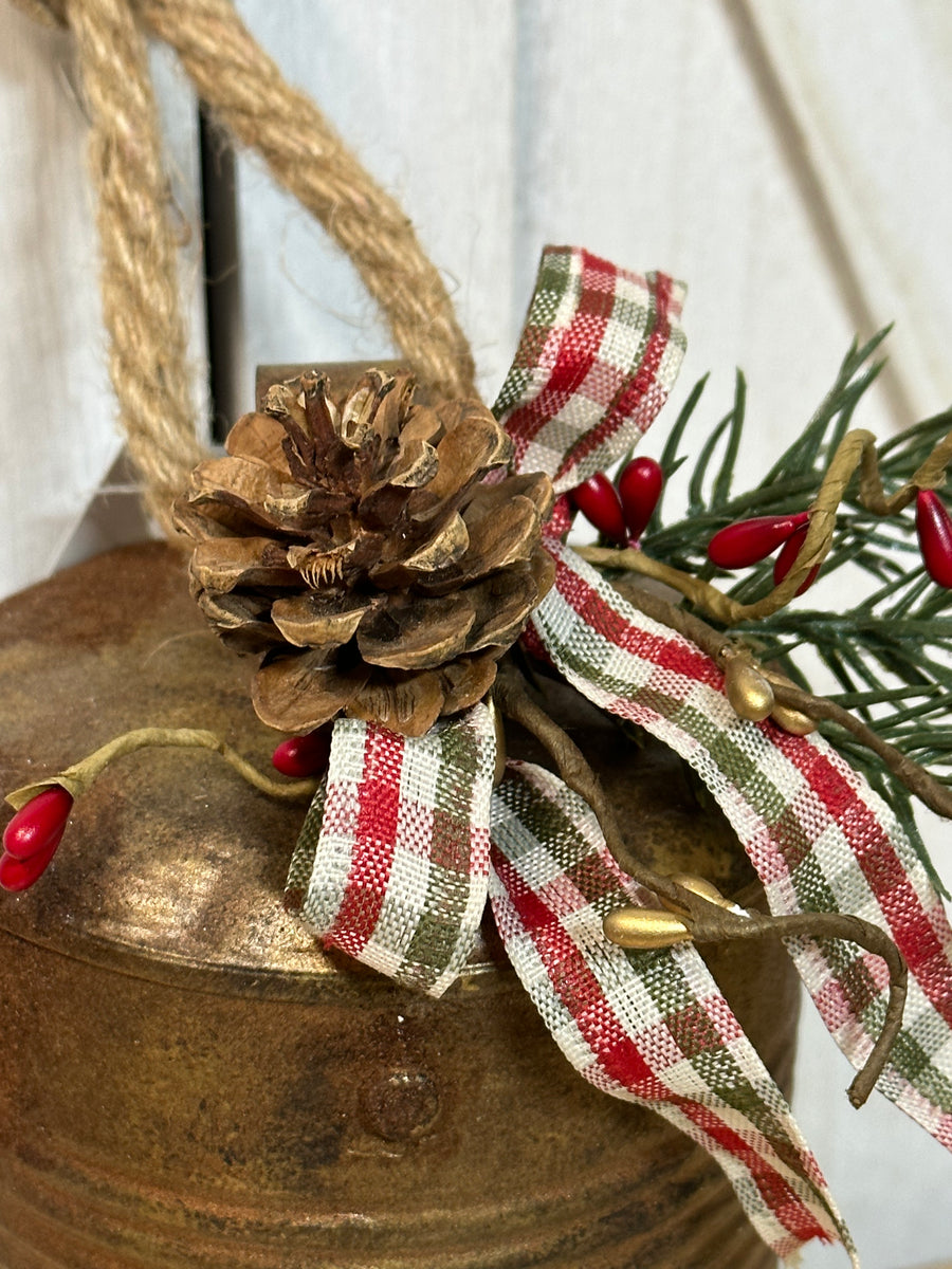 Tin Can Cow Bell – Crafting On The Ridge