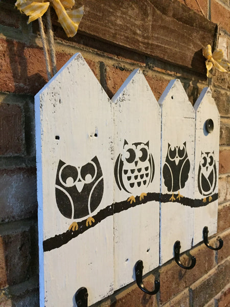 Owls on a Branch Picture with key hooks