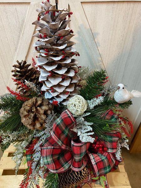 Christmas Cemetery Arrangement