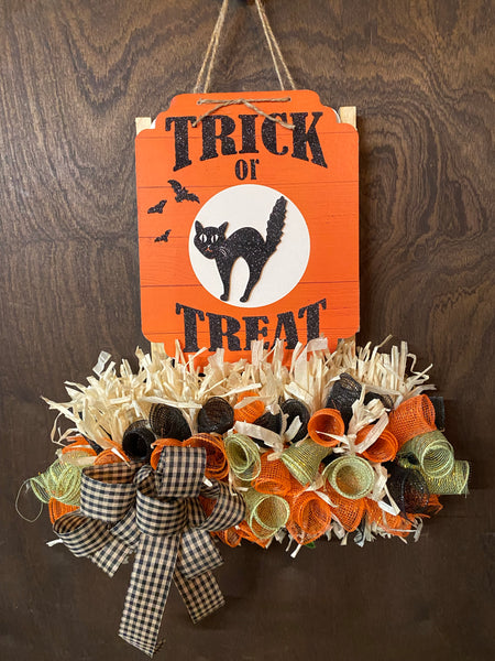 Hello Fall & Halloween Wreath - Rail