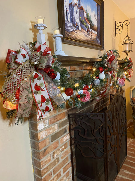 Christmas Garland - Bows and Balls