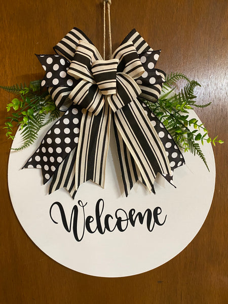 Welcome or Hello Door Hanger - Round Wood (bow options)