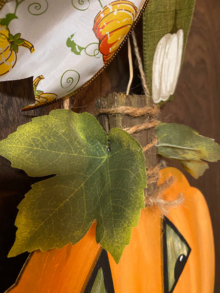 Halloween Jack-O-Lantern and Hello Fall Pumpkin Sign - reversable