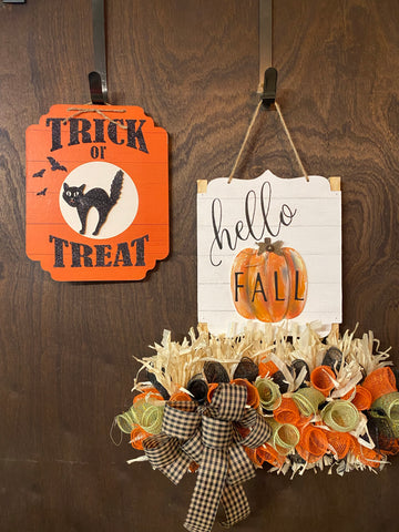 Hello Fall & Halloween Wreath - Rail