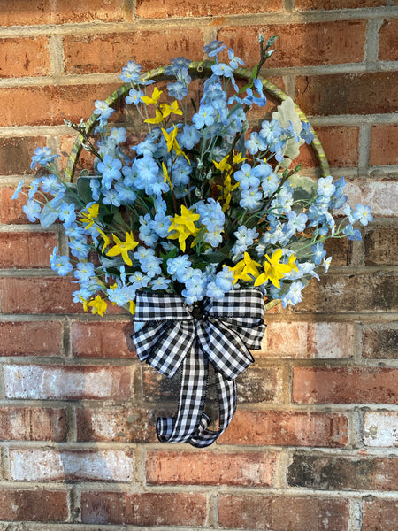 Hoop Wreath - Spray of Daisies