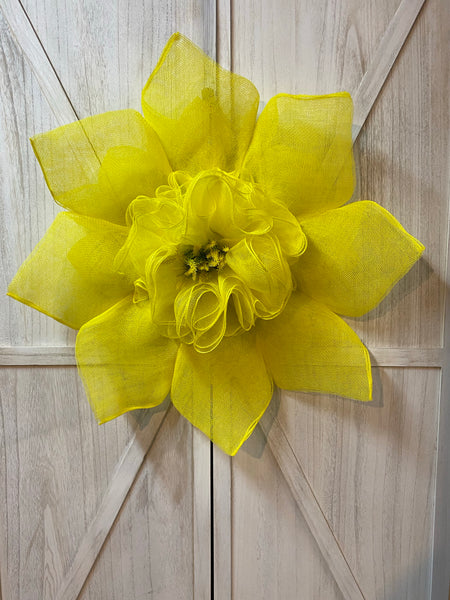 Daffodil Door Hanger - Large