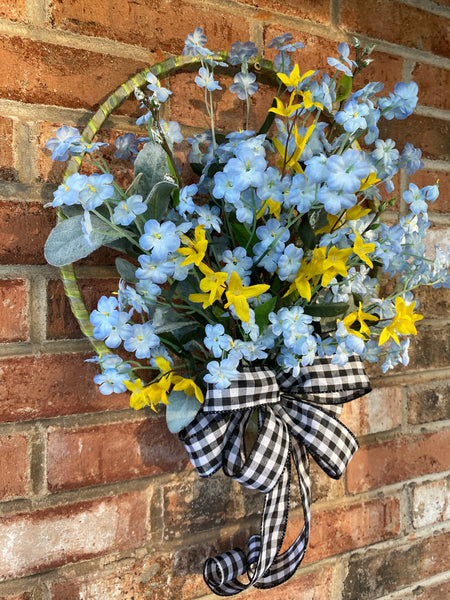 Hoop Wreath - Spray of Daisies